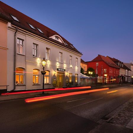 Ratskeller Hotel & Restaurant Lindow Exterior photo